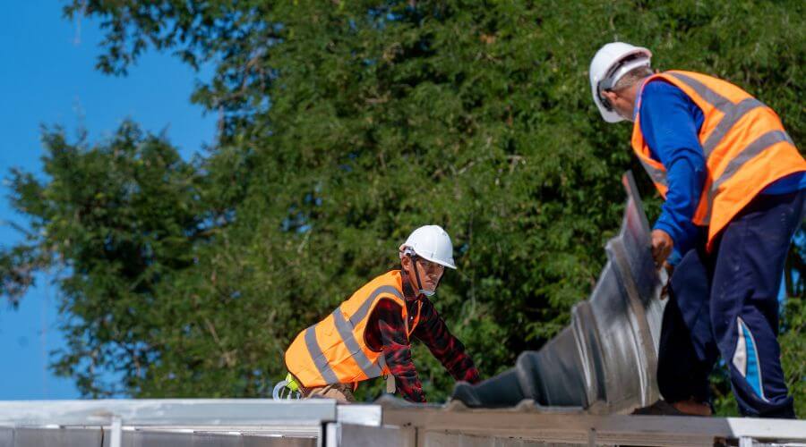 Professional metal roof installation in Makanda, IL